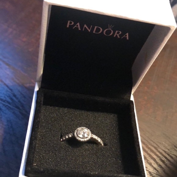 Pandora - Classic Elegance Clear Ring - Picture 1 of 5